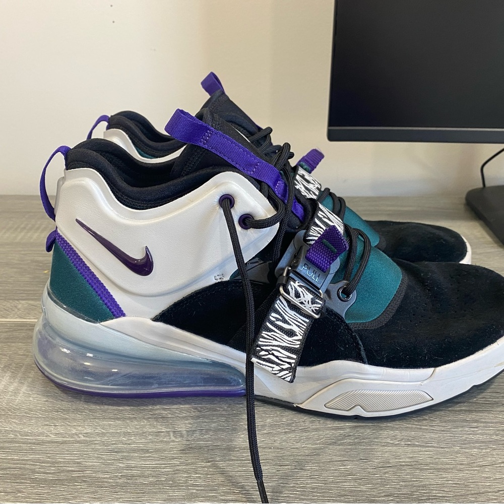 Nike Air Force 270 size 12.5